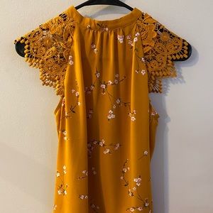 Women’s Express Gold Blouse, Sz XS